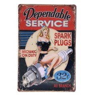 Plaque vintage Pin-up sur bougie d'allumage