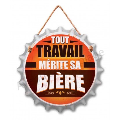 Pancarte en forme capsule Tout travail mérite sa bière