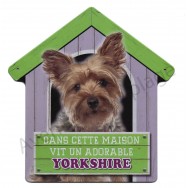 Pancarte métal Dans cette maison vit un adorable Yorkshire