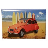 Magnet 2 cv sur la plage et planches de surf
